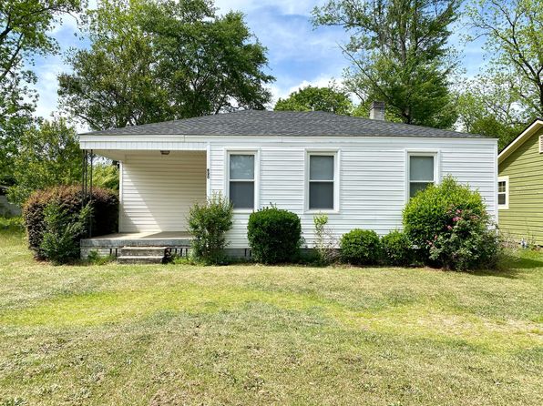 820 Holland Ave, Cayce, SC 29033