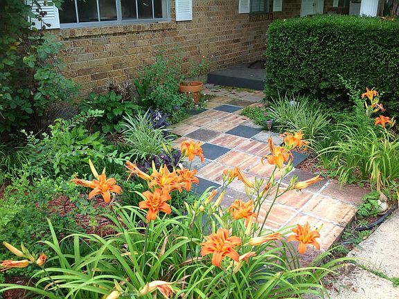 Side path to front prch