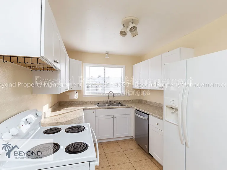 4164 Cherokee Ave #E — Photo 5