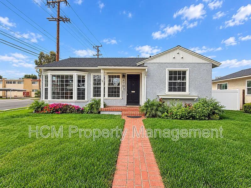 3 bed, 2.0 bath, 1092 sqft, $3,900 — Photo 1