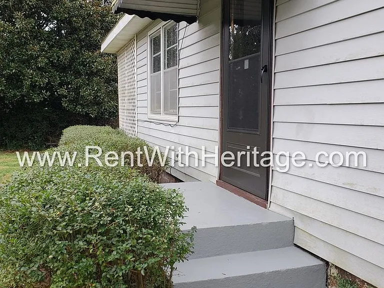 11931 Veterans Memorial Hwy — Photo 29