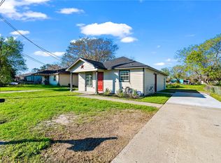 804 Avenue B, Sinton, TX 78387
