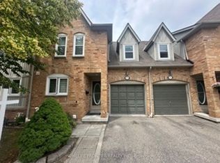 5865 Dalebrook Cres #2B, Mississauga, ON L5M 5X1