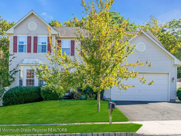 15 Teakwood Lane, Barnegat, NJ 08005