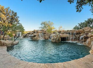 2213 W Twain Dr, Phoenix, AZ 85086