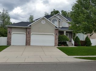 7749 S Sandy Heights Dr, Midvale, UT 84047