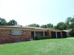 125 Georgian Rd, Fort Worth, TX 76134