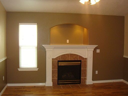 2nd image of 5404 Weston Ave