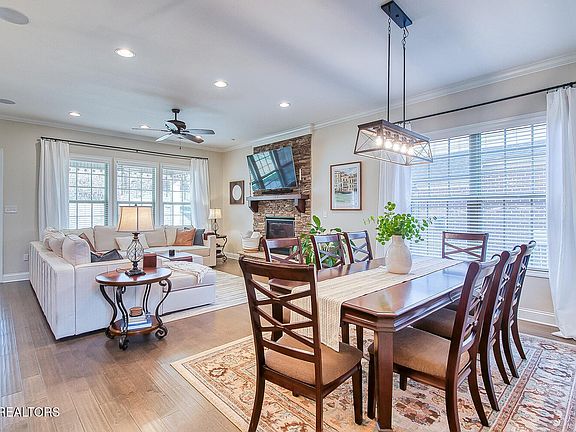 5th image of 1634 Sugarfield Ln