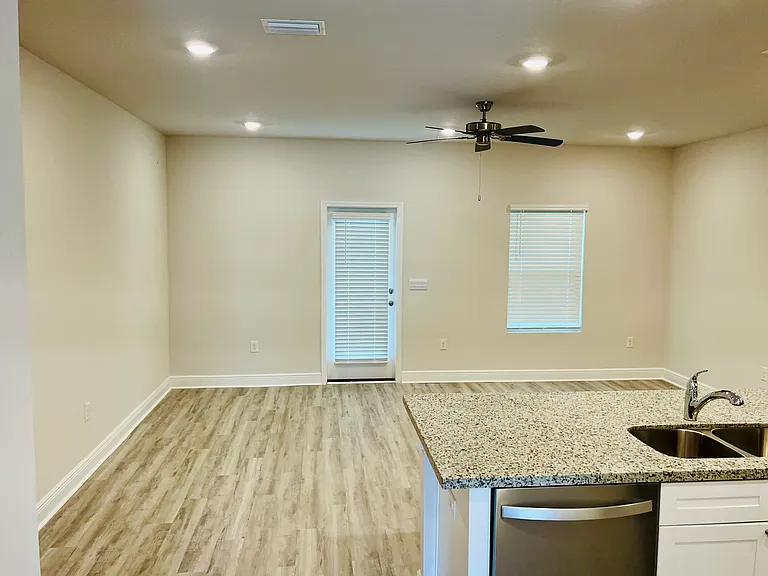 8634 Meadow Flower Ln — Photo 27
