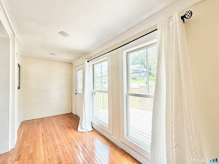 112 Ochsner Pl — Photo 7