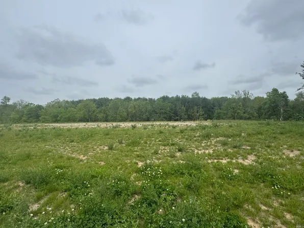 432 Keltic Pines Blvd, Huntertown, IN 46748