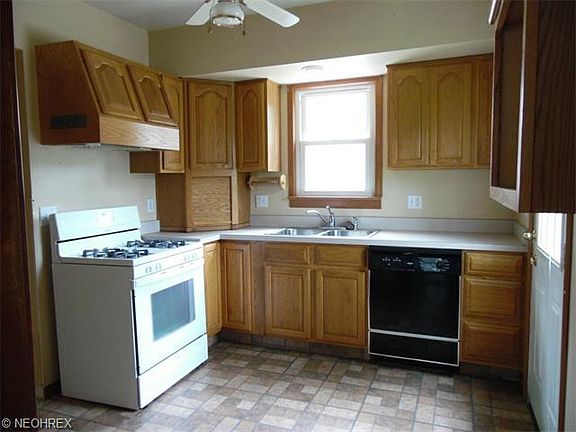 2nd image of 319 Princeton Ave