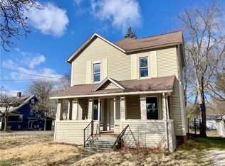 2470 East Ave, Akron, OH 44314