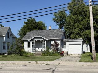 332 S Main St, Mishicot, WI 54228