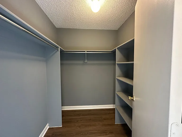 Walk In Closet