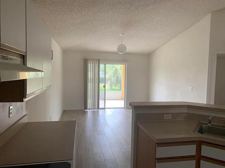 1776 Vista Lake Cir — Photo 11