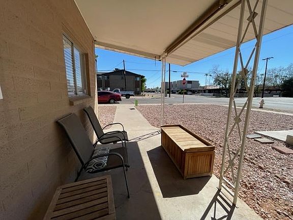 4th image of 946 W Monterosa Ave #11