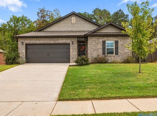 117 High Leaf Dr, Harvest, AL 35749