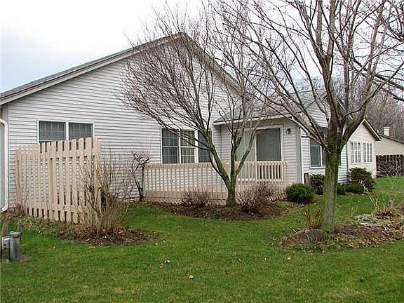 2nd image of 139 Briarwood Cir