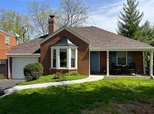 966 N Geyer Rd #63122, Kirkwood, MO 63122