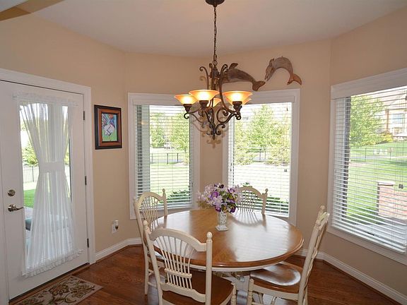 5th image of 6588 Trailwoods Dr