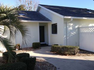 9 Lake Forest Pl, Palm Coast, FL 32137