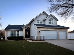 1202 Boston Ave, Joliet, IL 60435