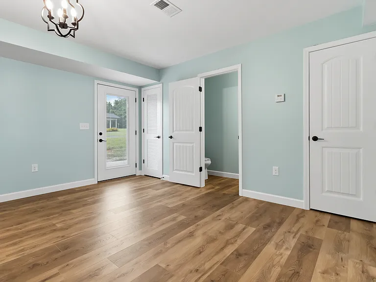 250 Meadow Dr #1 — Photo 18