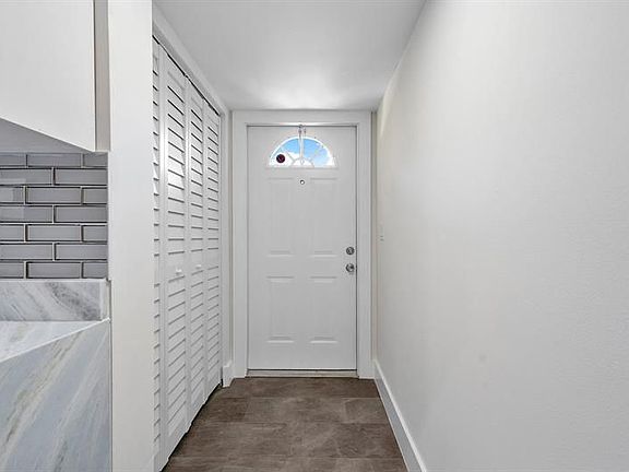 3rd image of 1850 Palm Trl APT 104