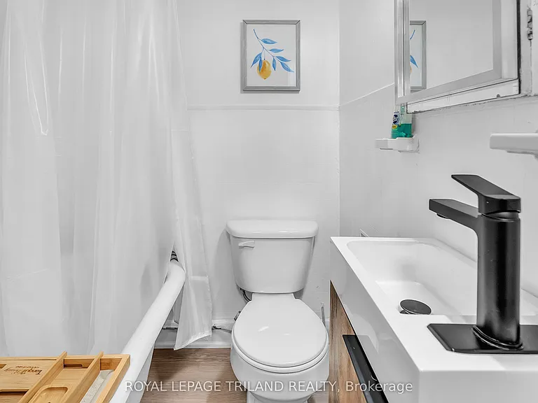 111 Dundas St #1 — Photo 9
