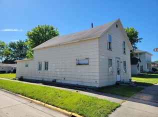 91 2nd Ave NW, Wells, MN 56097