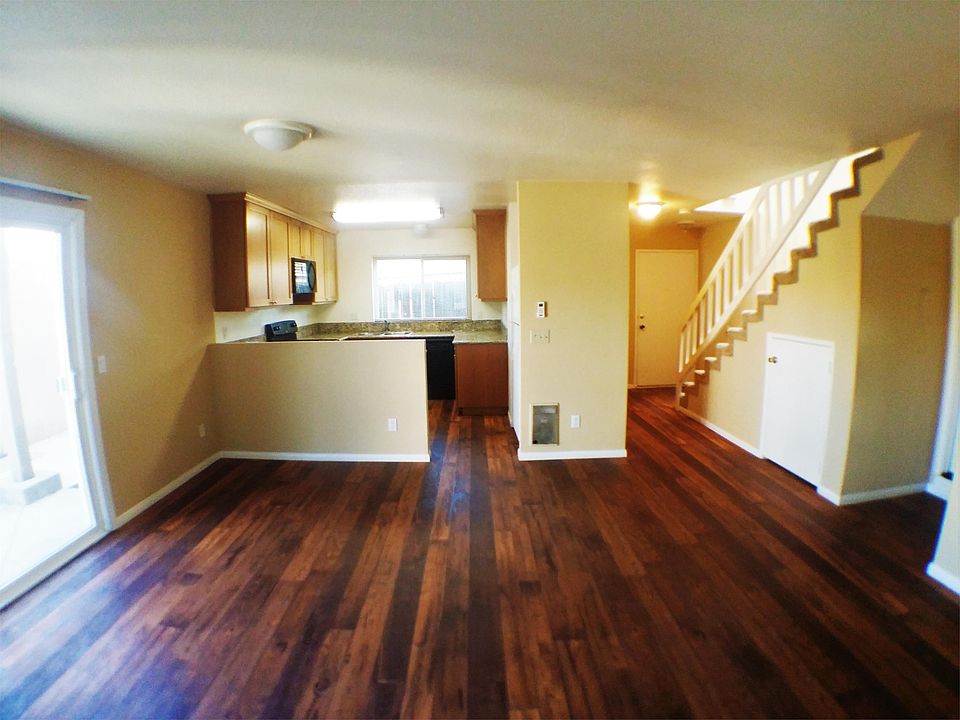 2nd image of 3830 Monroe Ave