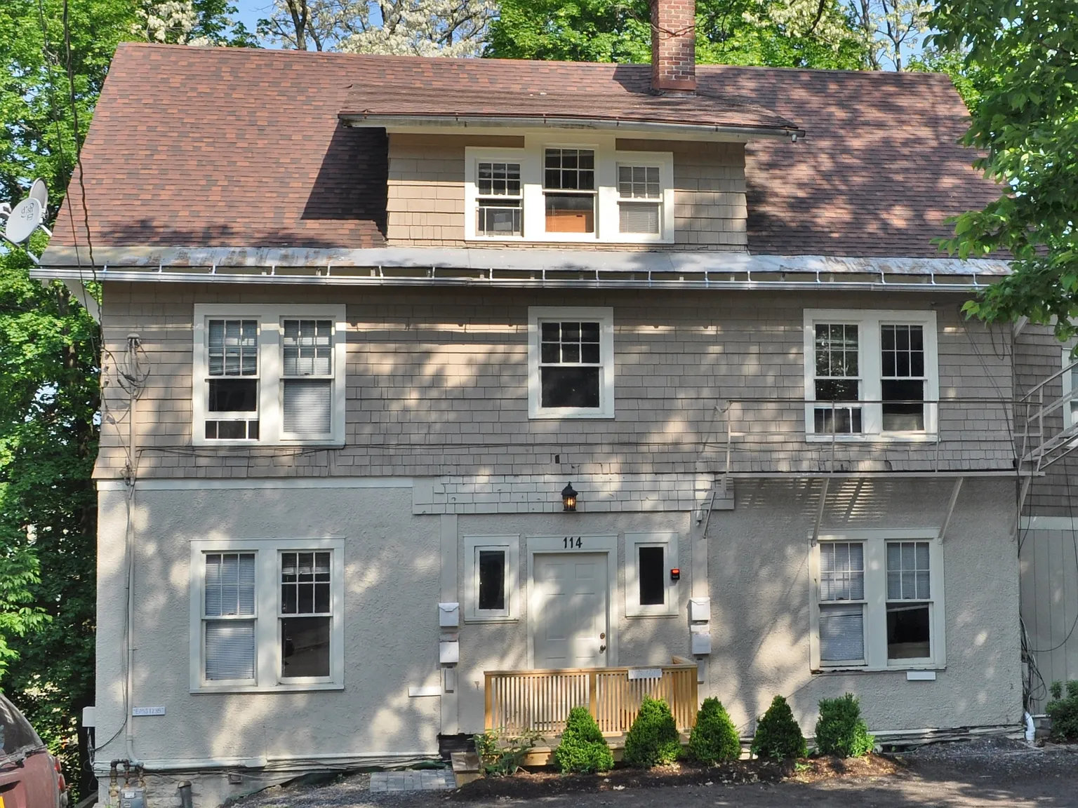 114 Highland Place - 1 — Photo 1