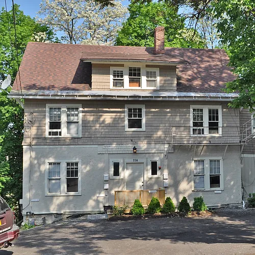 114 Highland Pl Photo 1