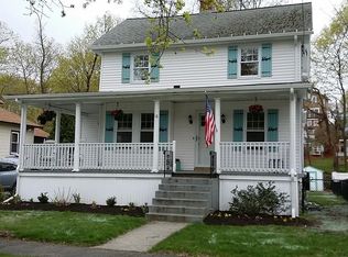 18 Healy Rd, Worcester, MA 01603