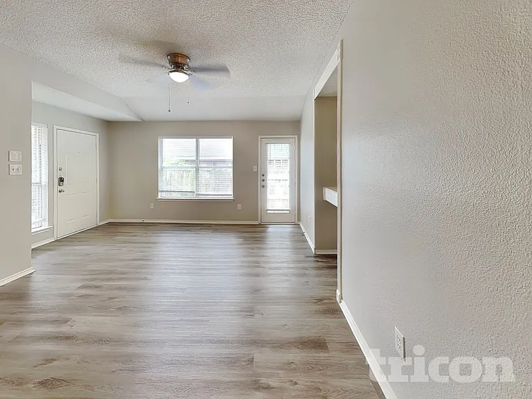 6508 Brookhaven Trl — Photo 3