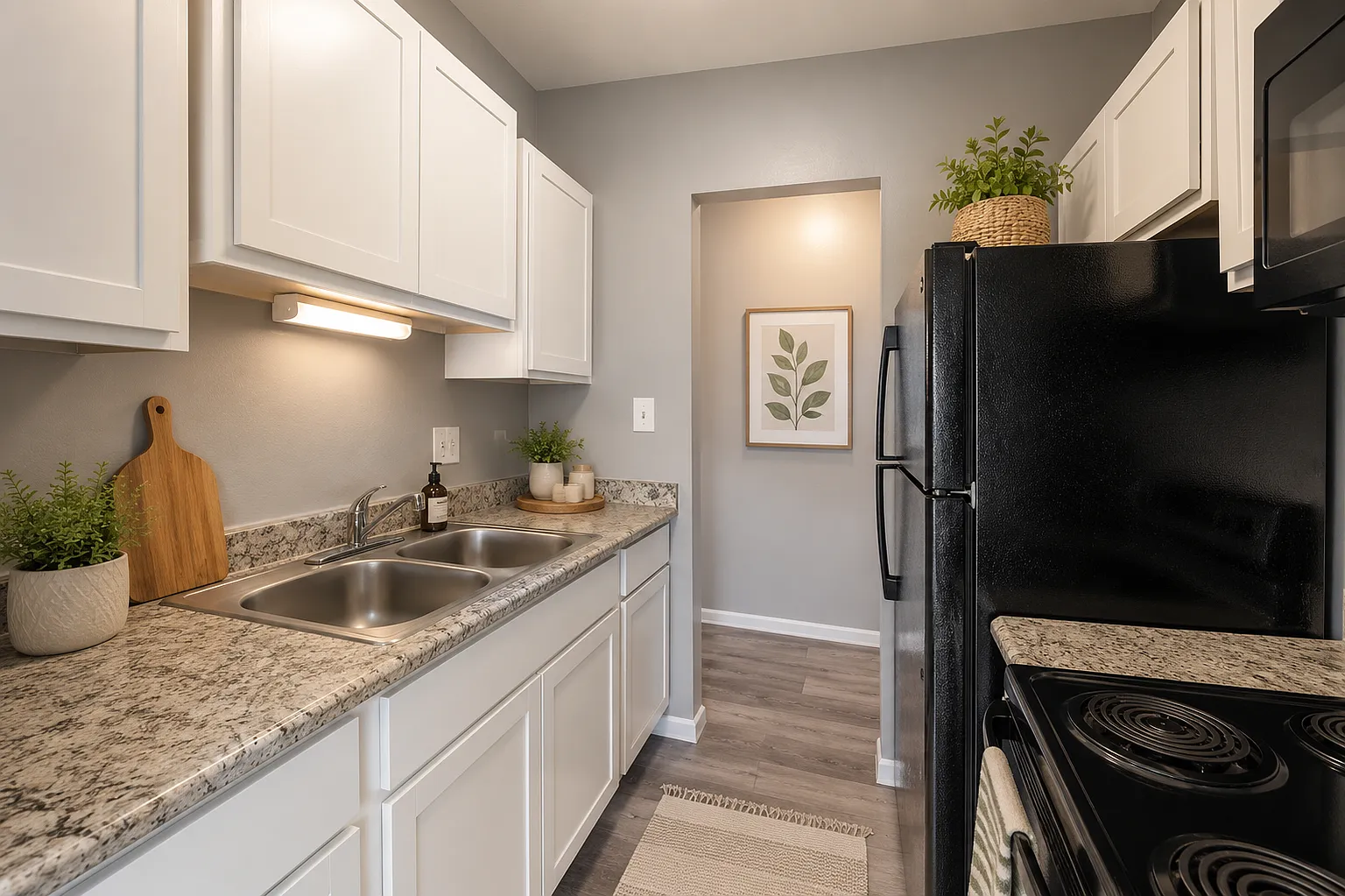 Hubbard Oaks Apartments — Photo 2