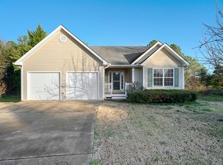 35 Easton Trce, Adairsville, GA