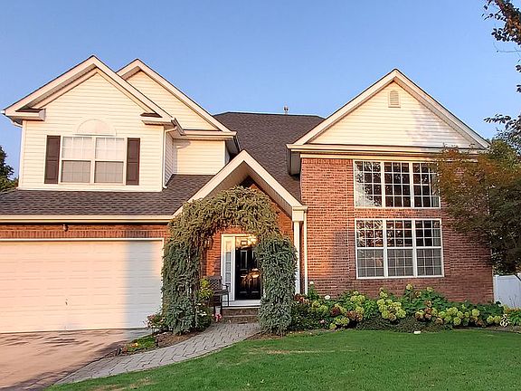 2nd image of 60 Blueberry Ridge Dr