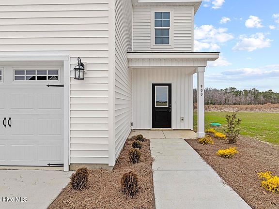 3rd image of 900 Wild Azalea Way