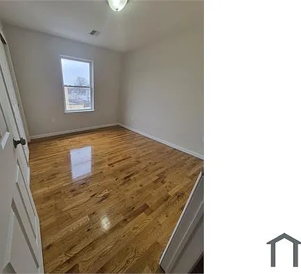 3 bed, $2,500 — Photo 2