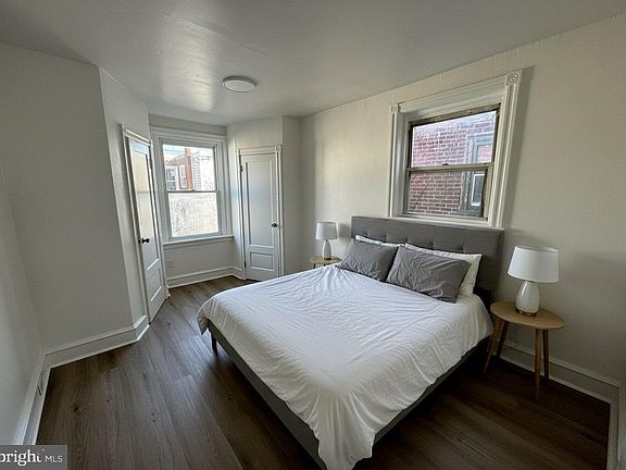 5th image of 229 W Sheldon St