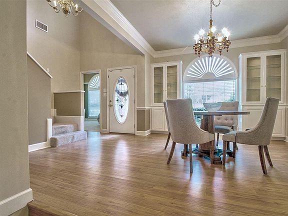 2nd image of 3606 Wyatt Ln