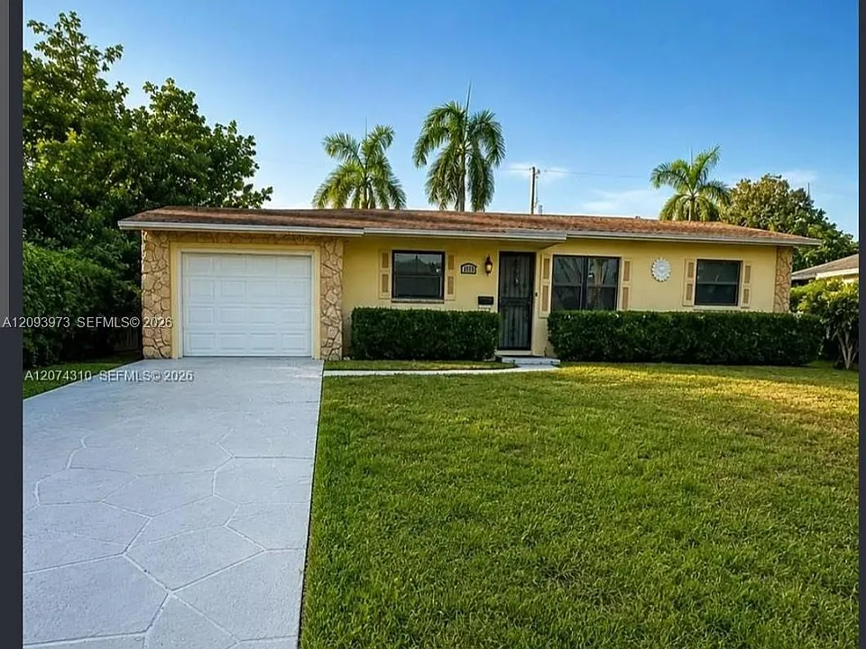 539 Sabal Palm Dr