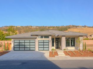 732 Oliver Ct, Folsom, CA 95630