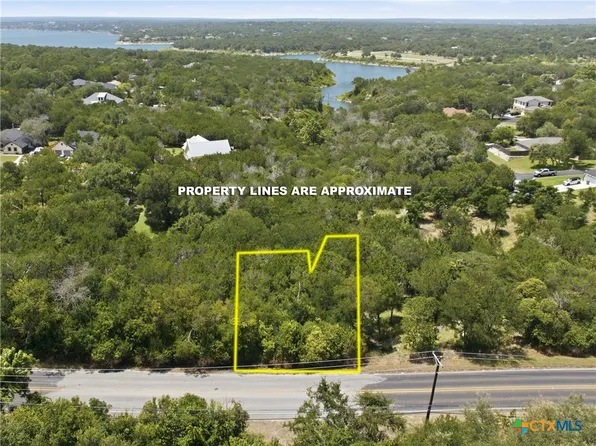 126 County Rd, Morgans Pt Resort, TX 76513