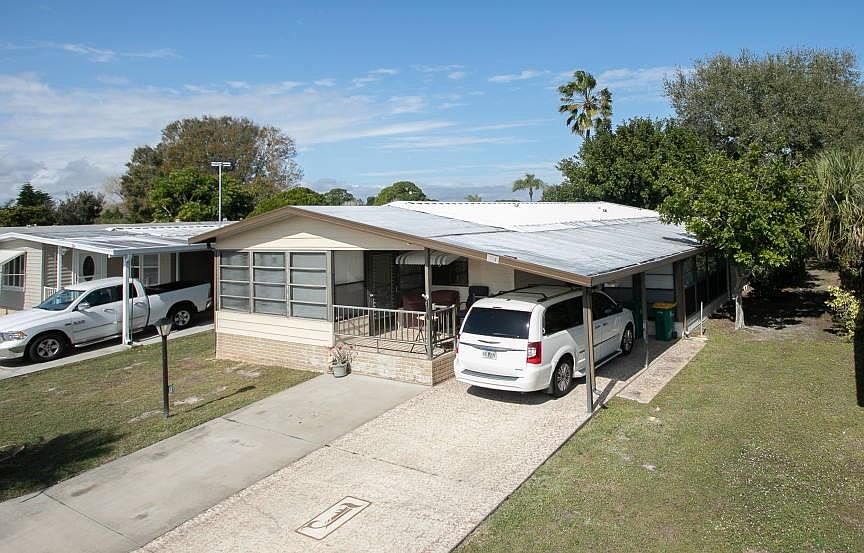 1st image of 514 Sea Gull Dr