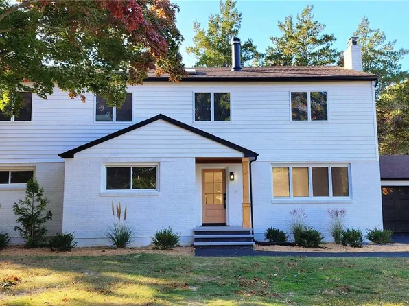 112 Southern Boulevard, East Patchogue, NY 11772