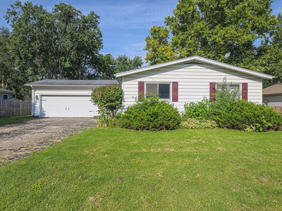 1105 S 2nd St, Dekalb, IL, 60115